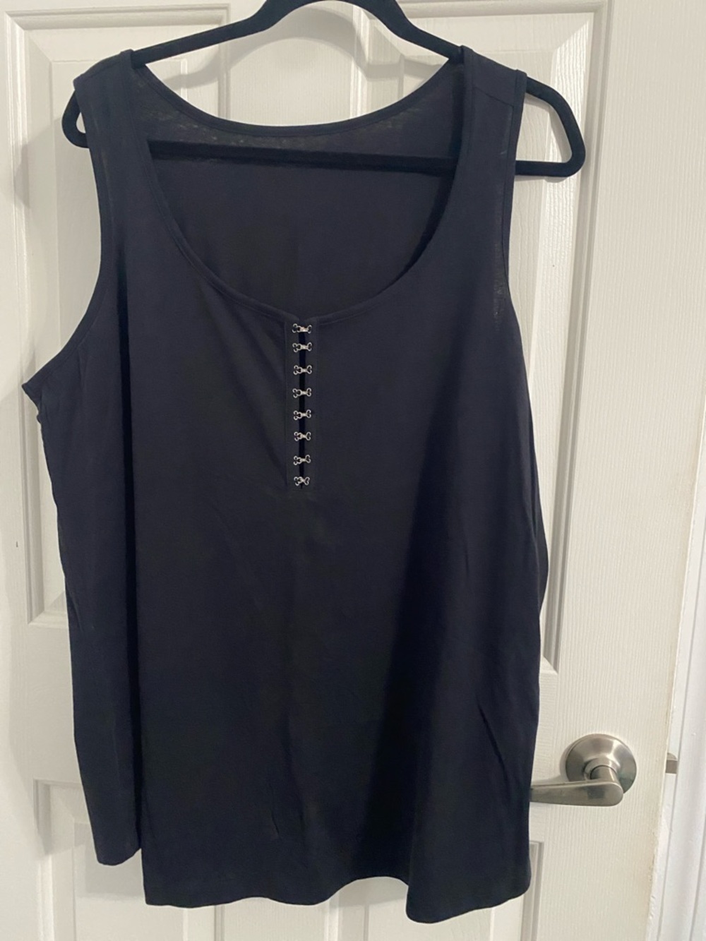 Torrid Black Hook-and-Eye Sleeveless Tank Top